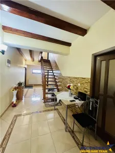 Casa generoasa cu pretios teren de 2.400 mp, Sanpetru, Brasov - foto 12