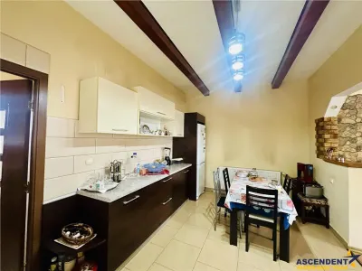 Casa generoasa cu pretios teren de 2.400 mp, Sanpetru, Brasov - foto 4