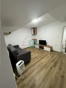 Apartament 2 camere, Strada Lunga, Brasov. - foto 1