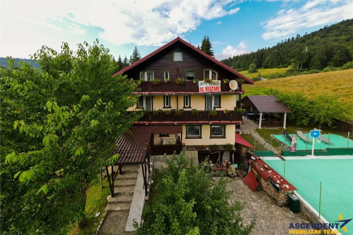 Arta si design in incantarea naturii, oportunitate rezidential/ turistic, Predeal, Brasov - foto 2