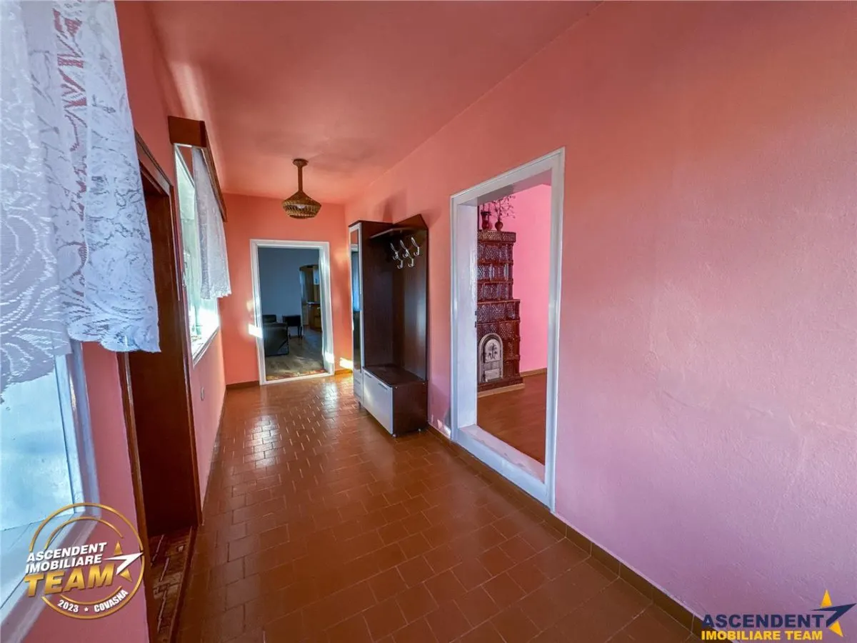 3D&FILM! Casa cu 3 camere,1.800mp teren, facilitati apreciabile, langa Targu Secuiesc - foto 19