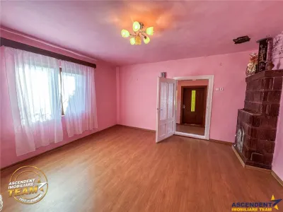 3D&FILM! Casa cu 3 camere,1.800mp teren, facilitati apreciabile, langa Targu Secuiesc - foto 7