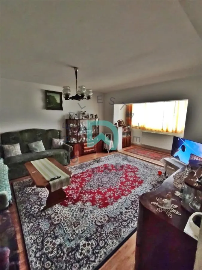 Apartament 3 camere, Racadau,  Brasov - foto 1