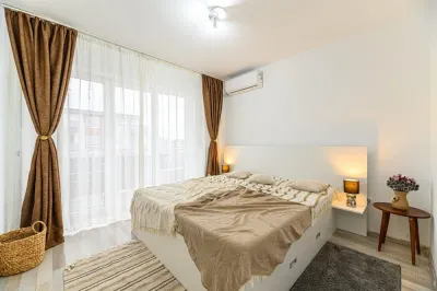 Avantgarden, Brasov - foto 2