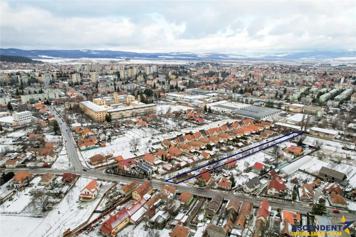 Casa cu teren intravilan 2.174 mp, str.Tigaratei, Sfantu Gheorghe, Covasna - foto 4