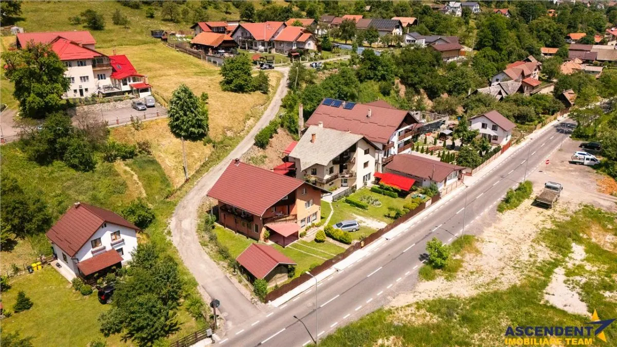 Tur 3D! Pensiune in areal pretios, Moieciu, Bran, Brasov - foto 6