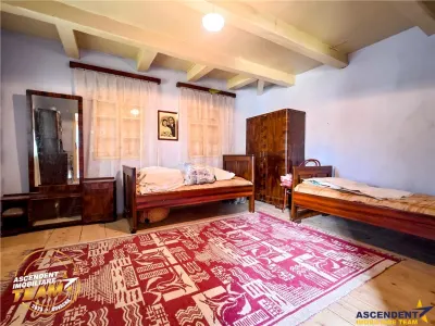 REZERVAT ! Asezare munteneasca: casa din bustean si sura zidita, Arcus, Covasna - foto 12