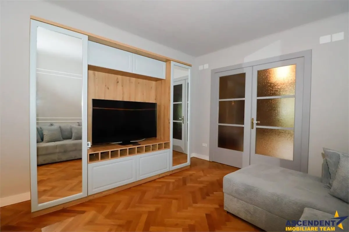 120mp, Apartament 2 camere, eleganta si stil, Parcul Central Brasov - foto 11