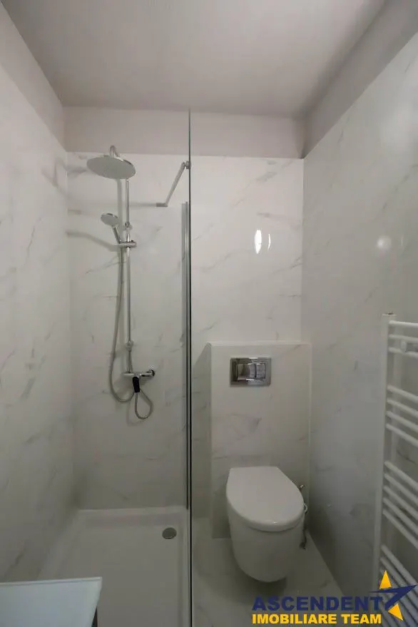 120mp, Apartament 2 camere, eleganta si stil, Parcul Central Brasov - foto 9