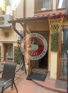 Piata Gemeni | 2 Vile | Curte Proprie | 7 camere | Ideal Booking | B10920 - foto 3