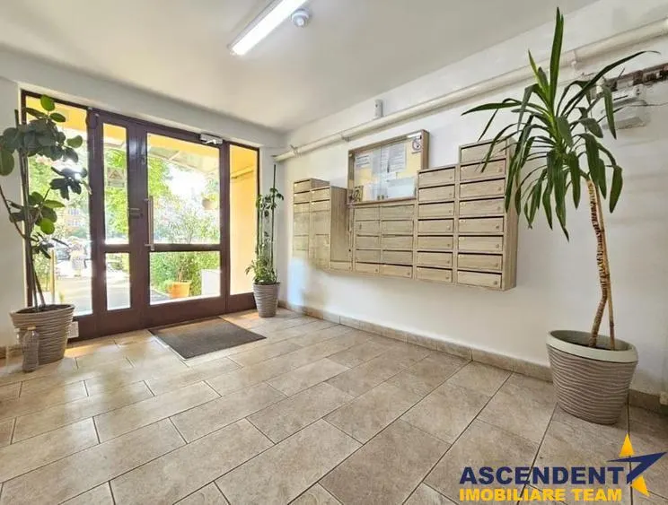 Pet friendly! Apartament 3 camere, recent renovat, mobilat partial, Grivitei, Brasov - foto 3