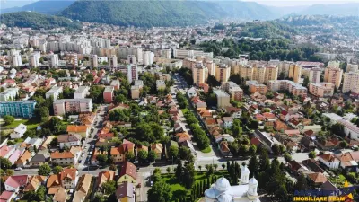 Decomandat, regim vila, spatii de depozitare, Tractorul, Brasov - foto 1