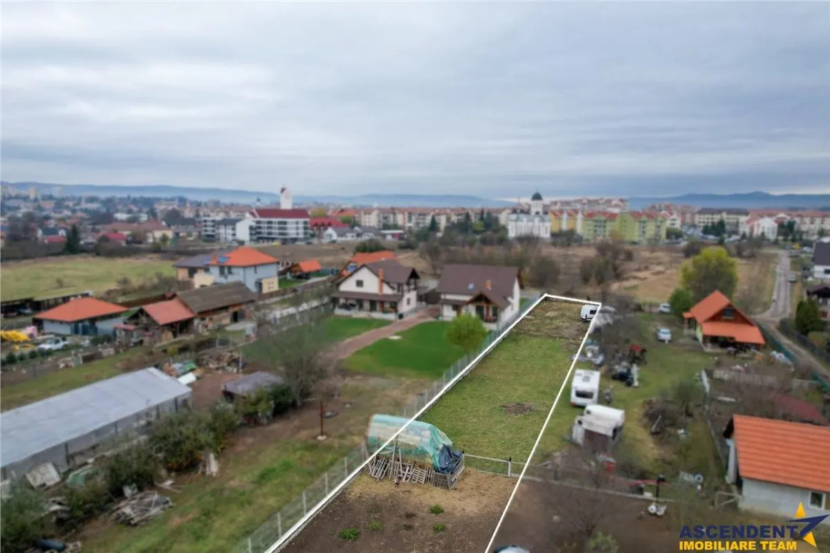 Teren intravilan,pe 2.900 mp,recomandat rezidential/investitional, Sfantu Gheorghe - foto 2