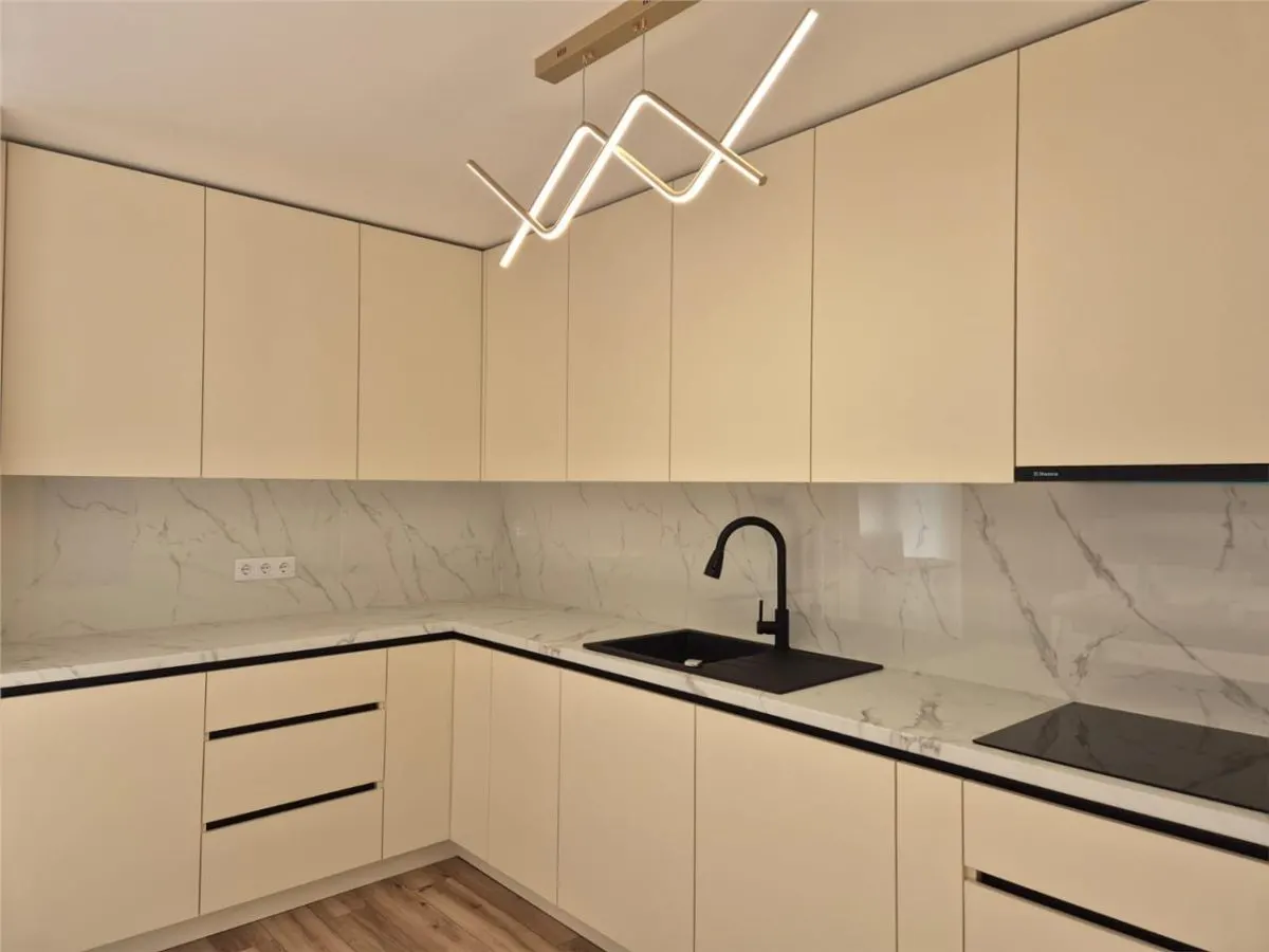 Apartament 2 camere Prima inchiriere Complex rezidential Bloc Nou Loc Parcare - foto 7