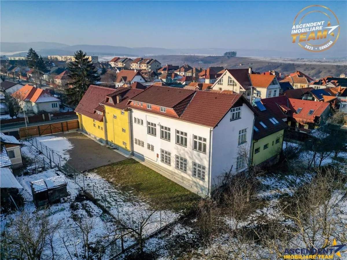 FILM! Oportunitate:Complex multifunctional in Sfantu Gheorghe, Covasna - foto 1