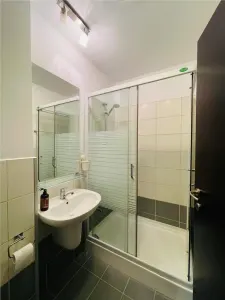 INCHIRIERE APARTAMENT 3 CAMERE ACCES PISCINA NATURA RESIDENCE  ALEEA PRIVIGHETORILOR BANEASA  SECTOR 1 - foto 11