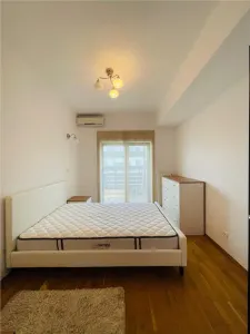 INCHIRIERE APARTAMENT 3 CAMERE ACCES PISCINA NATURA RESIDENCE  ALEEA PRIVIGHETORILOR BANEASA  SECTOR 1 - foto 14