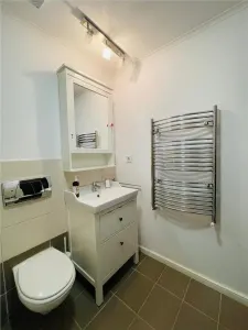 INCHIRIERE APARTAMENT 3 CAMERE ACCES PISCINA NATURA RESIDENCE  ALEEA PRIVIGHETORILOR BANEASA  SECTOR 1 - foto 19