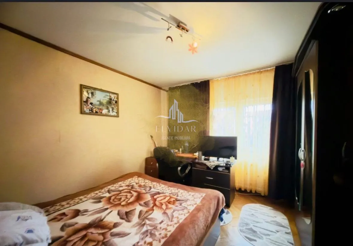 Bucovina - 4 camere - 2 bai - vedere 3 parti - etaj 2 - Centrala proprie - foto 3
