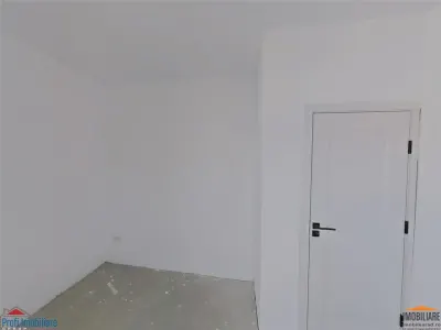 Ap. 3 camere, et.2, bloc nou cu lift - foto 11