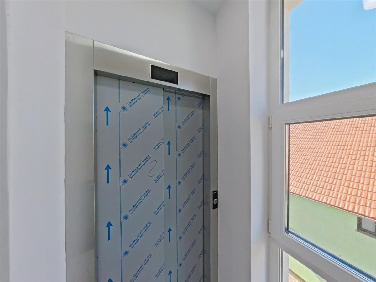 Ap. 3 camere, et.2, bloc nou cu lift - foto 17
