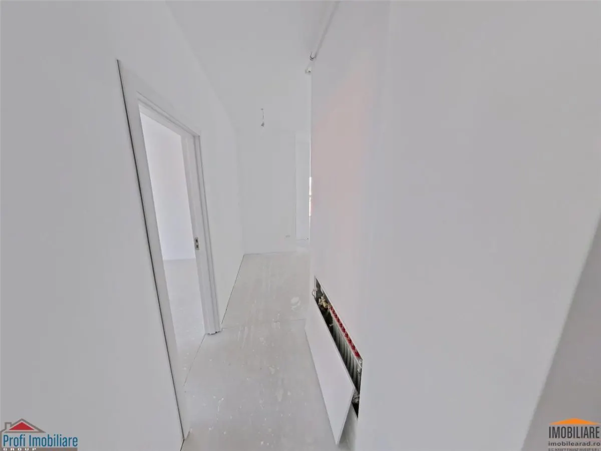 Ap. 3 camere, et.2, bloc nou cu lift - foto 5