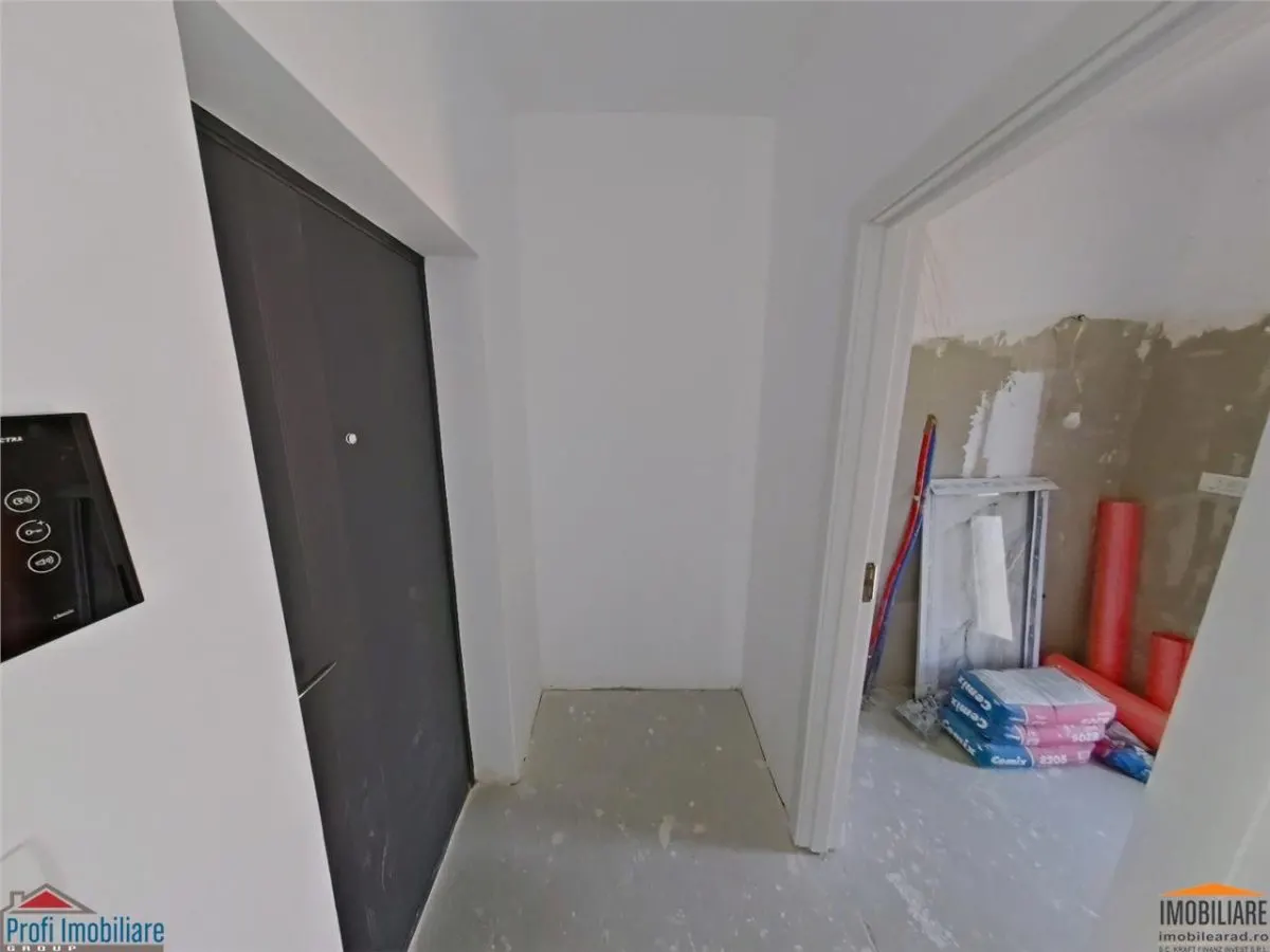 Ap. 3 camere, et.2, bloc nou cu lift - foto 6