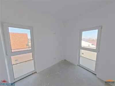 Ap. 3 camere, et.2, bloc nou cu lift - foto 10