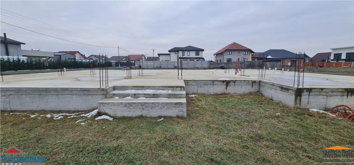 Teren -Fundatie pt. Casa noua Parter 228mp in constructie -Livada - foto 11