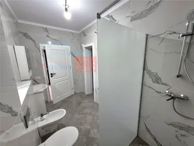 Finalizata si intabulata! Casa tip vila + 620 mp teren, iesire din Letcani. - foto 11