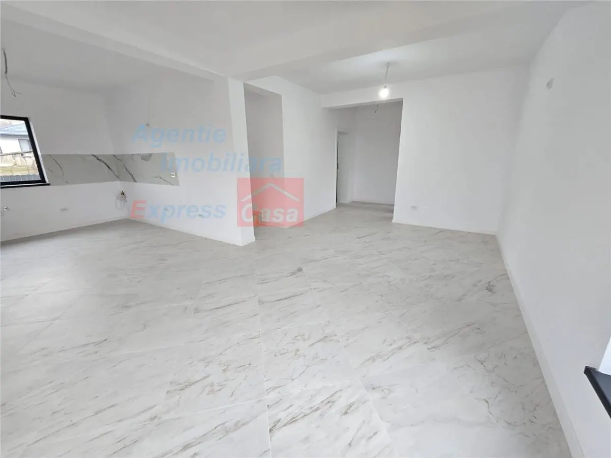 Finalizata si intabulata! Casa tip vila + 620 mp teren, iesire din Letcani. - foto 21