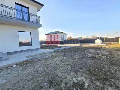 Finalizata si intabulata! Casa tip vila + 620 mp teren, iesire din Letcani. - foto 24