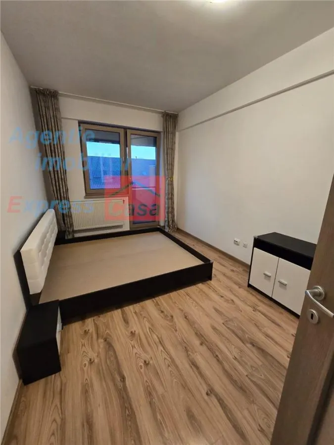 Apartament spatios tip duplex de vanzare, Cartierul Visoianu, Iasi - foto 1