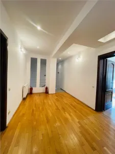INCHIRIERE SPATIU BIROU LUX 5 CAMERE 291 MP DUPLEX NICOLAE G CARAMFIL HERASTRAU - foto 24