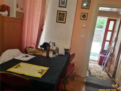 Imobil in zona ultracentrala, cu garaj propriu, anexa si view panoramic - foto 19