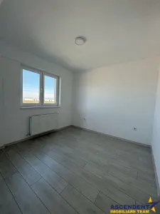 Bloc nou, decomandat, etaj 1, Brasov - foto 1