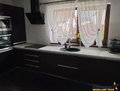 Casa eleganta, mobilata și utilata, 500 mp teren, Izvor, Brasov - foto 6