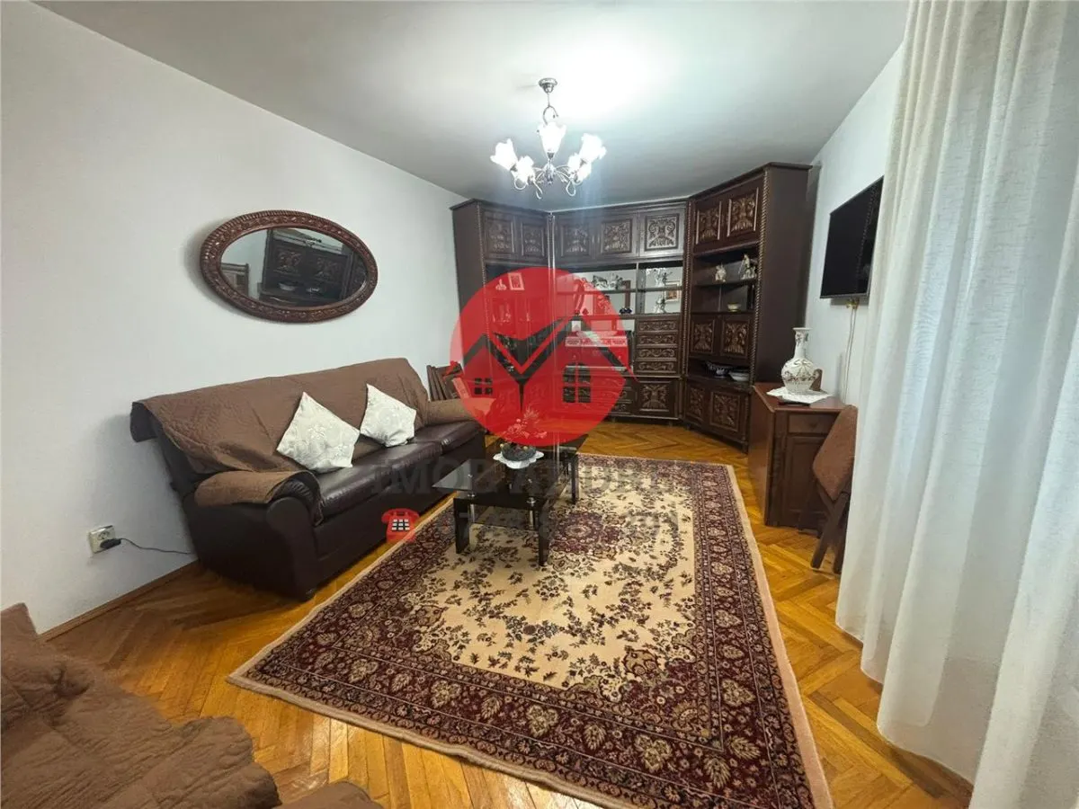 Apartament 3 camere, 89 mp, central, renovat, mobilat, utilat - foto 1