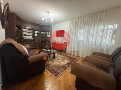 Apartament 3 camere, 89 mp, central, renovat, mobilat, utilat - foto 2