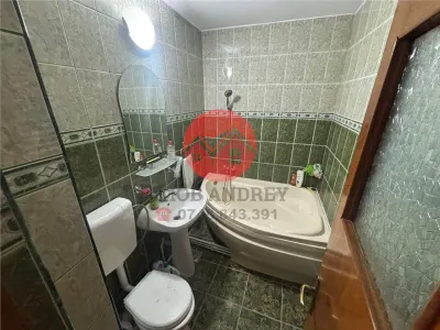 Apartament 3 camere, 89 mp, central, renovat, mobilat, utilat - foto 6