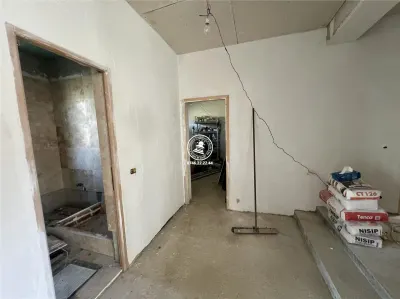 Vila cu 3 camere, 2 bai si 1000mp de teren de vanzare - foto 6