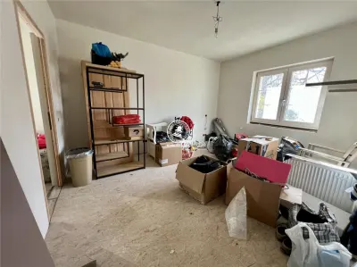 Vila cu 3 camere, 2 bai si 1000mp de teren de vanzare - foto 7