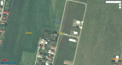 Loc de casa 540mp in Zimand-Cuz langa Arad la 10 min. de Podgoria - foto 2
