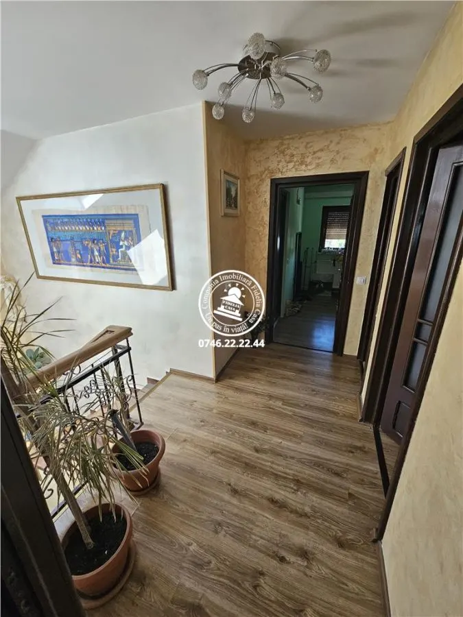 Vila 5 camere, 696 mp teren, Piscina - Aroneanu , Iasi - foto 4