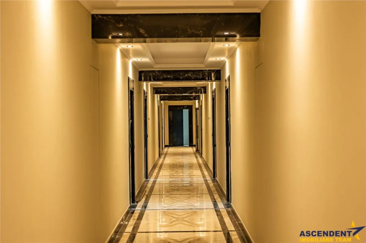 Exploreaza Live! Rafinament si distinctie, Central, Brasov - foto 12