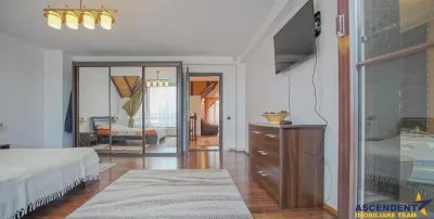 Vila, cu  500mp teren, garaj, curte proprie, Brasov - foto 12
