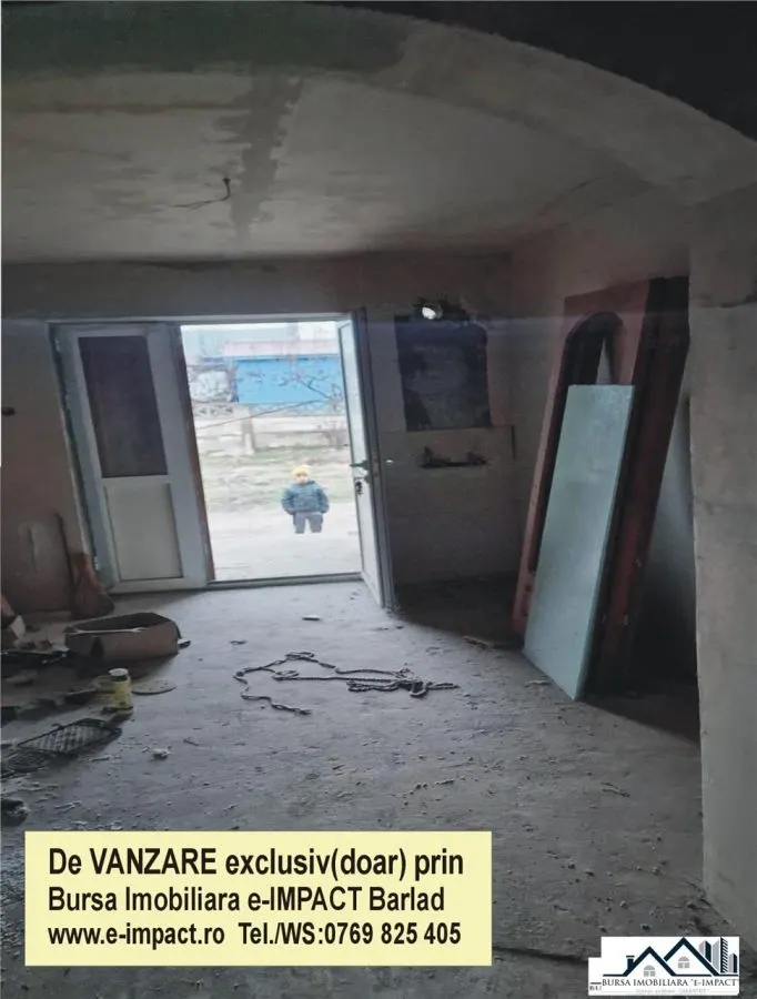 DE VZ. in loc Gara ROSIESTI, com. Rosiesti, jud. Vaslui - APART 2 Camere, la Rosu, Supraf. 48 mp, - foto 1