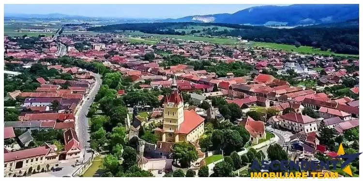 52.000 mp teren, front la sosea, Cristian - Vulcan, Brasov - foto 1