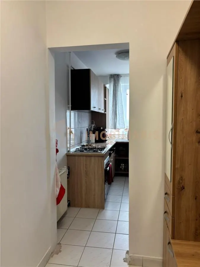 Apartament 3 camere zona Marul de Aur - foto 2