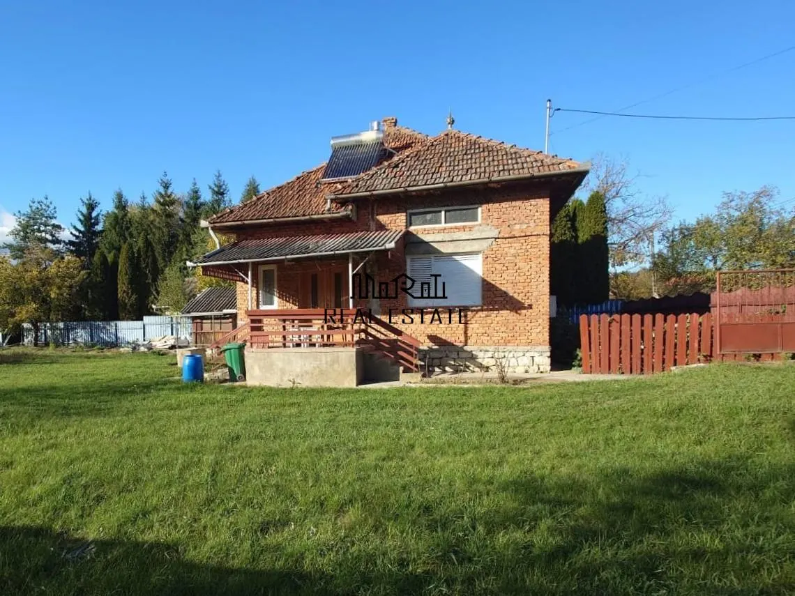 Casa cu teren, aproape de centrul balneo-termal Vata Bai - foto 3
